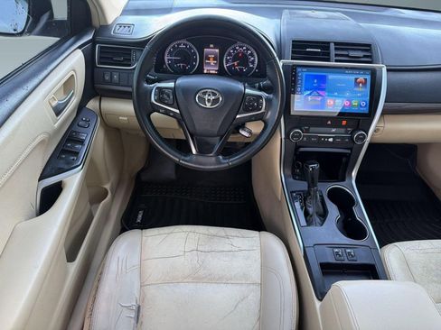 Used 2016 Toyota Camry XLE w/ Moonroof Package FWD image 26