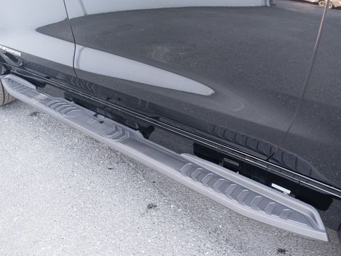 New 2024 Chevrolet Silverado EV RST image 32