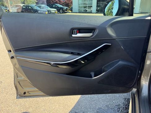 Used 2019 Toyota Corolla XSE FWD image 16