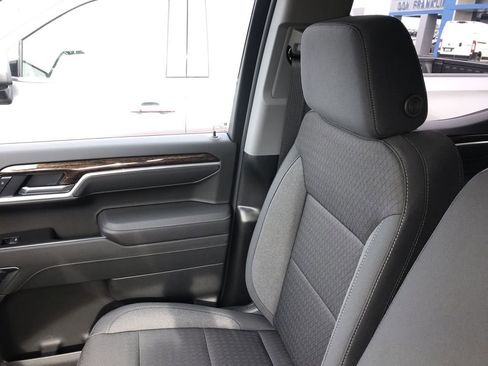 New 2026 GMC Sierra 1500 SLE w/ X31 Off-Road Package AWD/4WD image 21