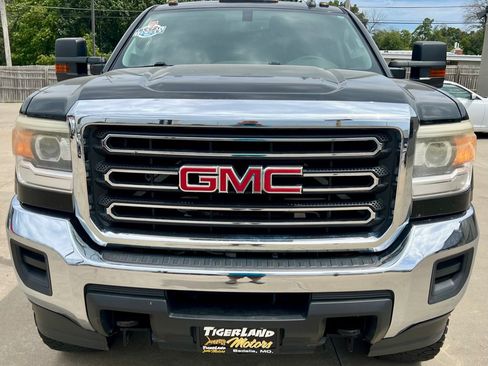 Used 2015 GMC Sierra 2500 4x4 Crew Cab w/ Sierra Convenience Package image 2