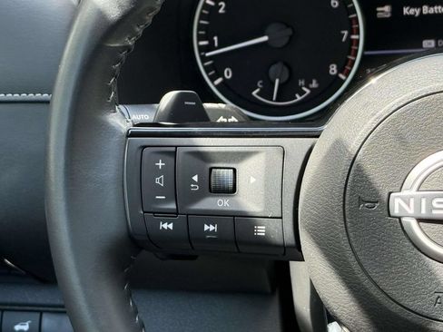 Used 2023 Nissan Pathfinder SV w/ SV Premium Package AWD/4WD image 21