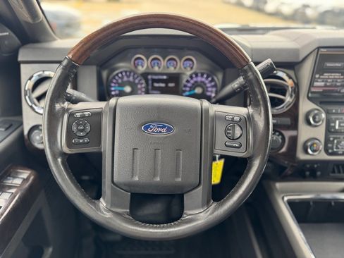 Used 2014 Ford F250 Platinum image 12