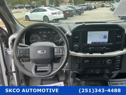 Used 2022 Ford F150 XL w/ Equipment Group 101A High RWD image 15