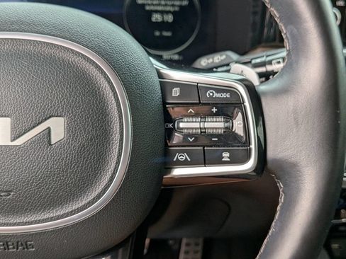 Used 2023 Kia Sorento SX Prestige AWD/4WD image 19