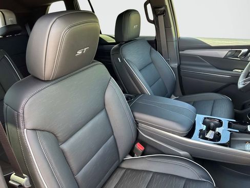 New 2026 Buick Enclave Sport Touring w/ Power Package image 21