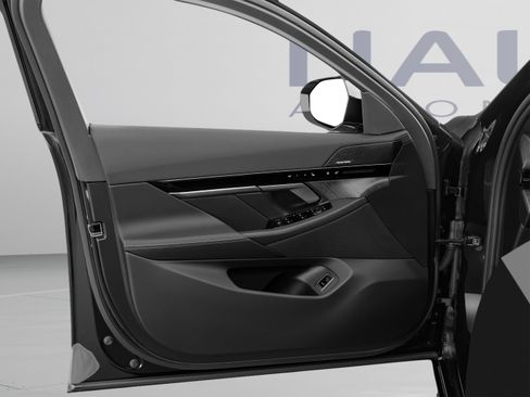 Used 2026 BMW 530i RWD image 12