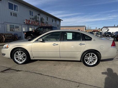 Used 2008 Chevrolet Impala LTZ image 3