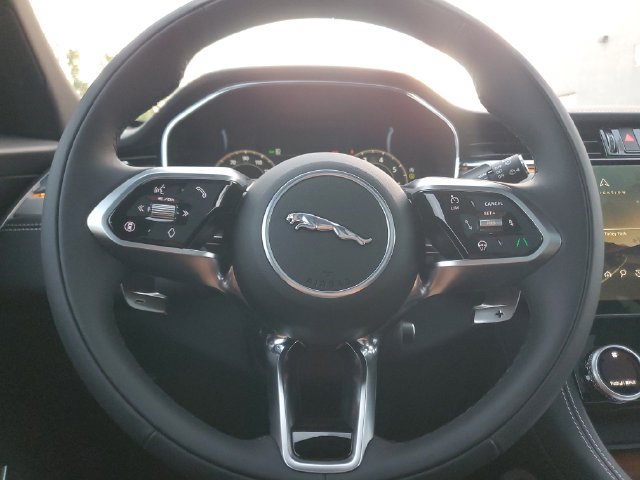 New 2026 Jaguar F-PACE R-Dynamic S AWD/4WD image 28