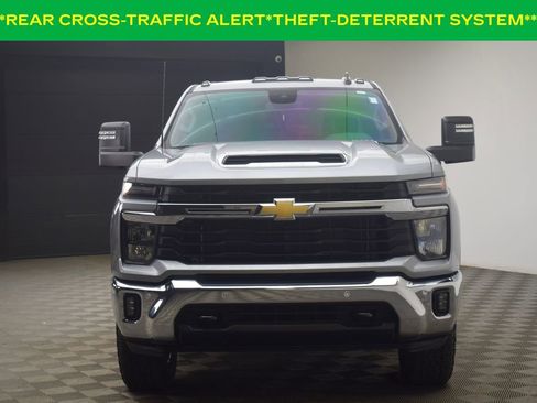 Used 2025 Chevrolet Silverado 2500 LT AWD/4WD image 21