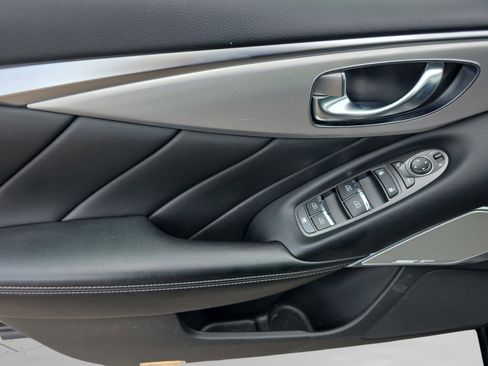 Used 2022 INFINITI Q50 Luxe w/ Cargo Package RWD image 13