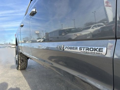 Used 2018 Ford F250 Lariat image 13