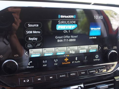 Used 2024 Nissan Pathfinder SL w/ SL Premium Package image 29