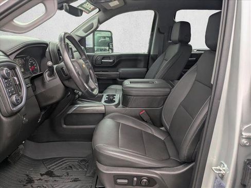 Used 2022 Chevrolet Silverado 2500 LTZ w/ LTZ Premium Package image 14