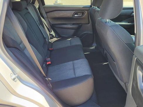 Used 2025 Nissan Rogue SV image 27