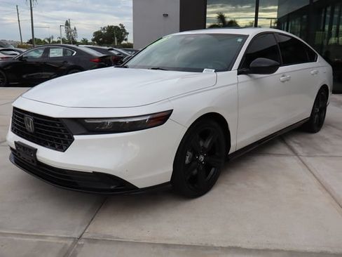 Used 2024 Honda Accord Sport image 8