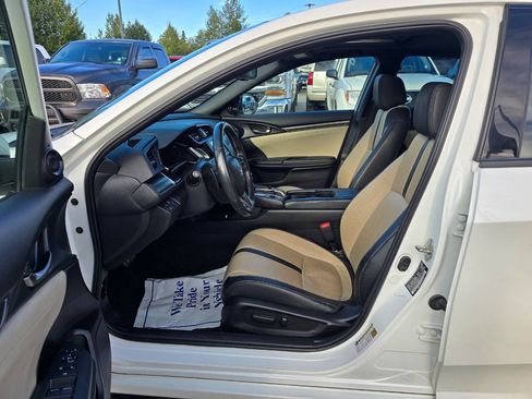 Used 2018 Honda Civic Sport Touring image 5