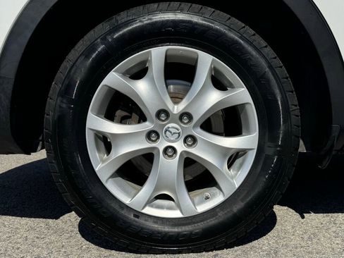 Used 2012 MAZDA CX-9 Touring w/ Moonroof & Bose Audio Pkg AWD/4WD image 11