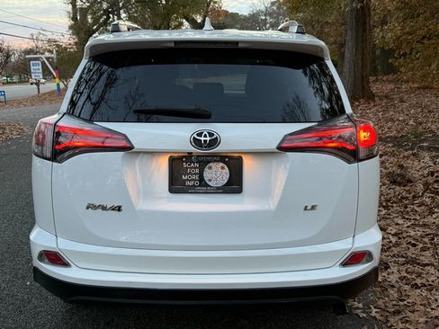 Used 2017 Toyota RAV4 LE image 3