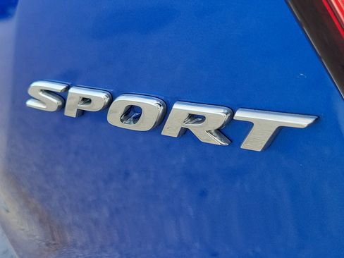Used 2022 Honda HR-V Sport image 7