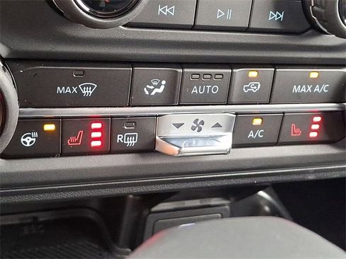 New 2025 Ford Bronco Outer Banks image 16