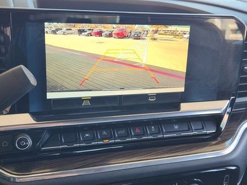 Used 2023 Chevrolet Silverado 1500 LT image 6