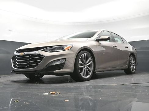 Used 2024 Chevrolet Malibu LT FWD image 25