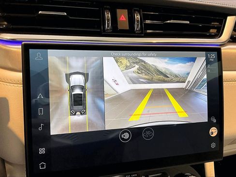 Used 2025 Jaguar F-PACE R-Dynamic S image 28