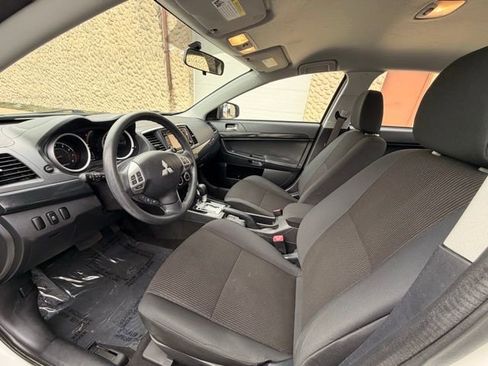 Used 2017 Mitsubishi Lancer ES image 22