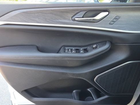 New 2026 Jeep Grand Cherokee Limited image 14