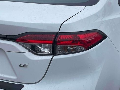 Used 2023 Toyota Corolla LE w/ Carpet Mat Package (TMS) image 9