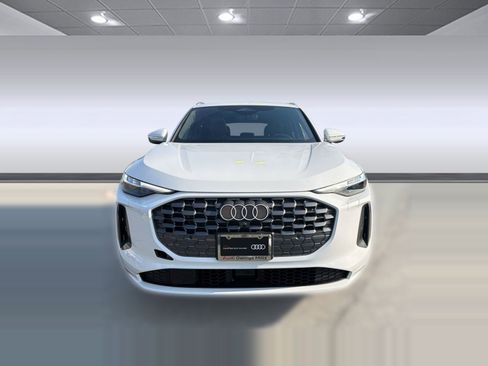 Used 2025 Audi Q5 Premium Plus w/ Premium Plus AWD/4WD image 5