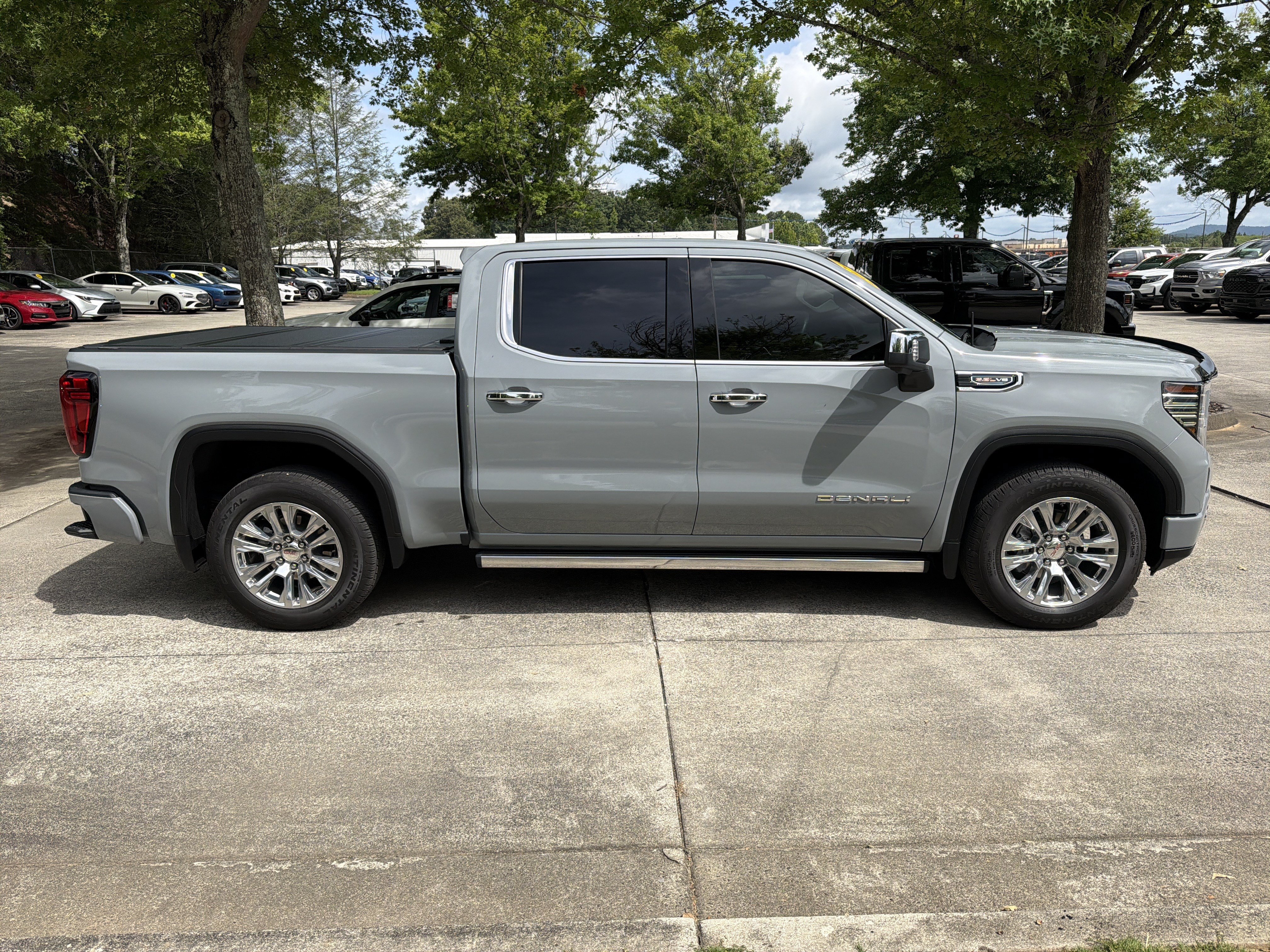 Used 2024 GMC Sierra 1500 Denali AWD/4WD image 15