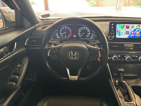 Used 2018 Honda Accord Sport image 30