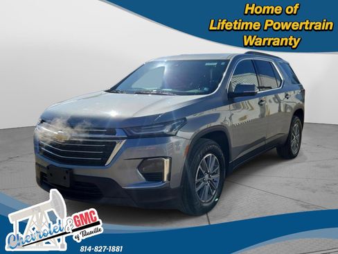 Used 2023 Chevrolet Traverse LT image 4