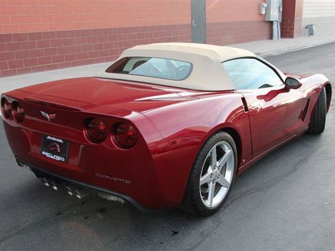 Used 2006 Chevrolet Corvette Convertible w/ Preferred Equipment Group image 15