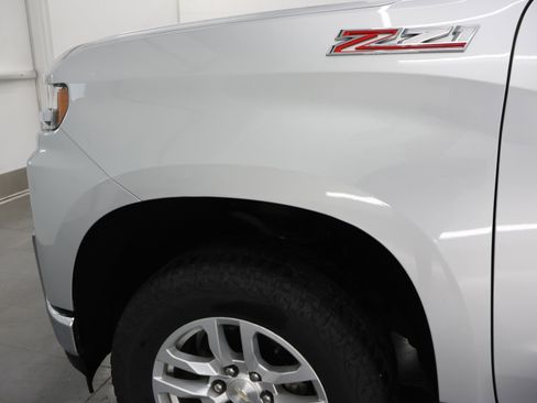 Used 2020 Chevrolet Silverado 1500 LT w/ All-Star Edition AWD/4WD image 31