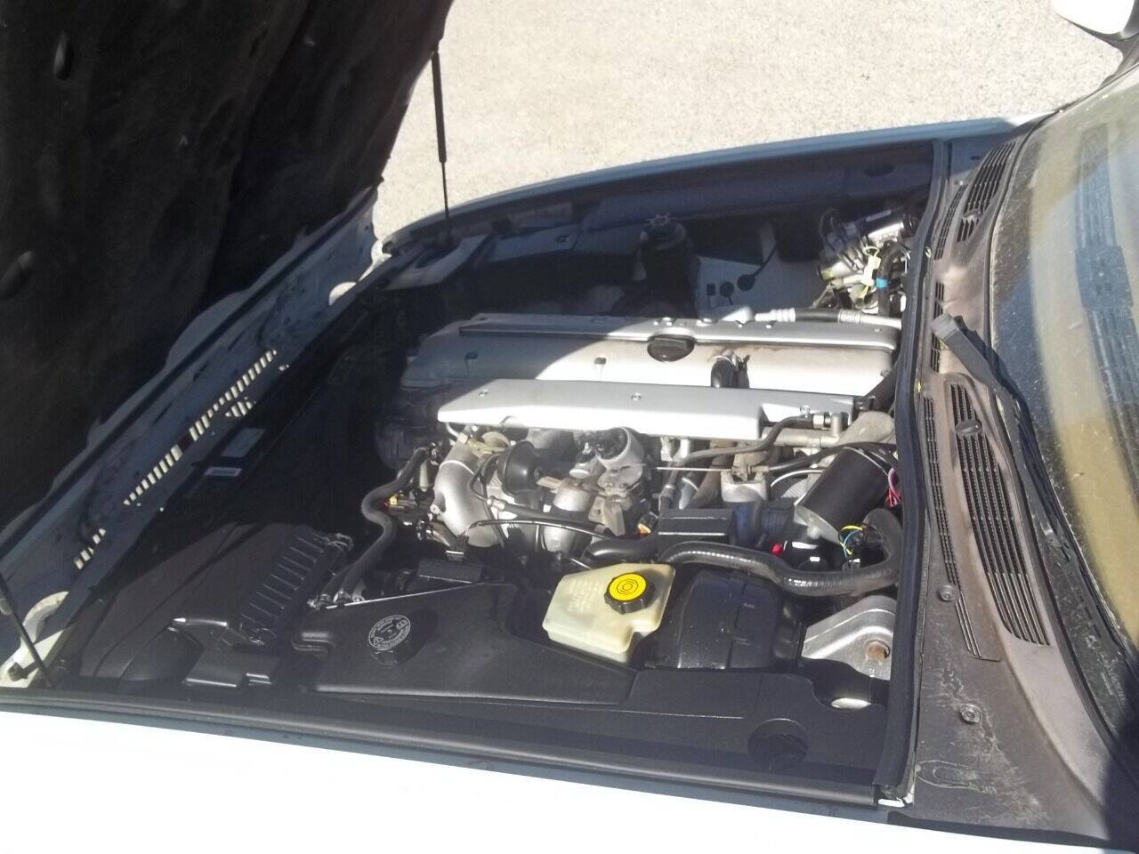 Used 1996 Jaguar XJ6 RWD image 12