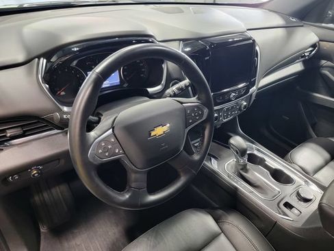 Certified 2023 Chevrolet Traverse LT w/ LT Premium Package AWD/4WD image 11