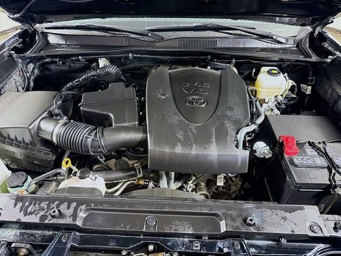 Used 2019 Toyota Tacoma TRD Pro image 32