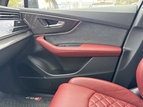 Used 2024 Audi SQ7 Premium Plus w/ S Sport Package image 24