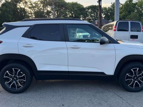 Used 2023 Chevrolet TrailBlazer ACTIV image 9