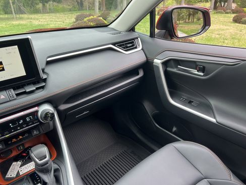 Used 2024 Toyota RAV4 Adventure w/ Convenience Package image 15