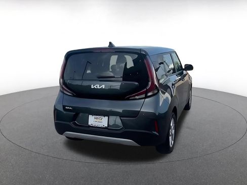 Used 2025 Kia Soul LX w/ LX Technology Package FWD image 15
