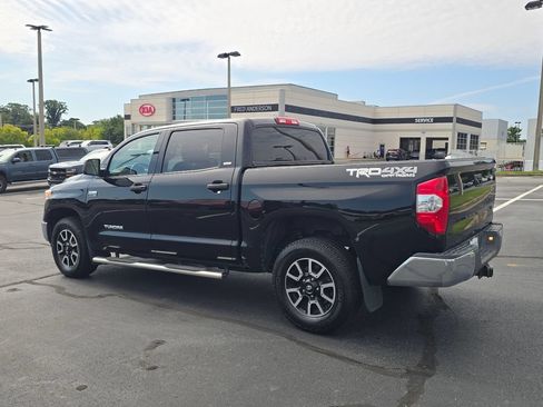 Used 2016 Toyota Tundra SR5 w/ TRD Off Road Package AWD/4WD image 5