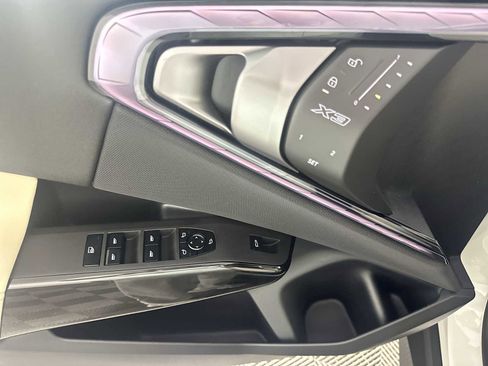 New 2026 BMW X3 xDrive30 w/ Premium Package image 13