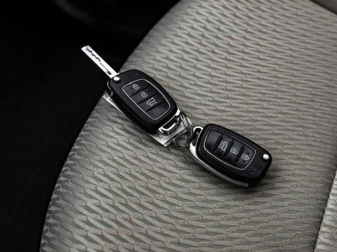 Used 2017 Hyundai Santa Fe Sport image 54