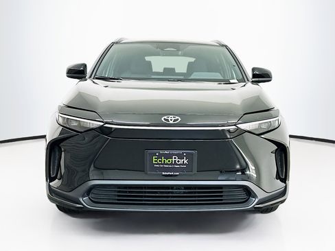 Used 2024 Toyota bZ4X XLE w/ Weather Package image 2