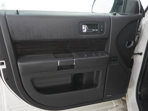 Used 2016 Ford Flex SEL w/ Equipment Group 202A AWD/4WD image 21