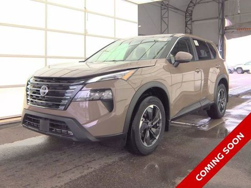 Certified 2025 Nissan Rogue SV image 1